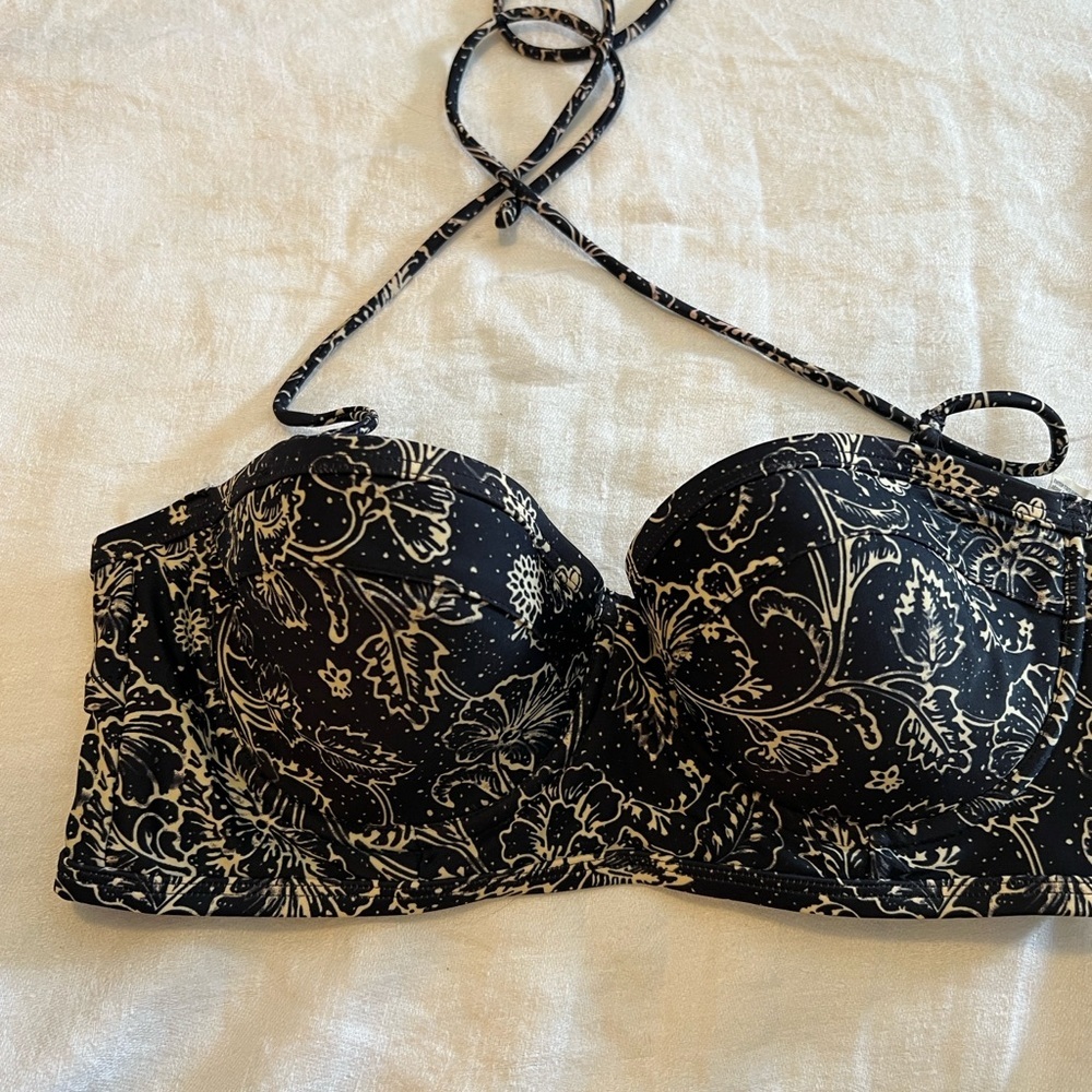 American Eagle Outfitters Black and Cream Bandeau Intimates. Size Med. - Picture 3 of 15